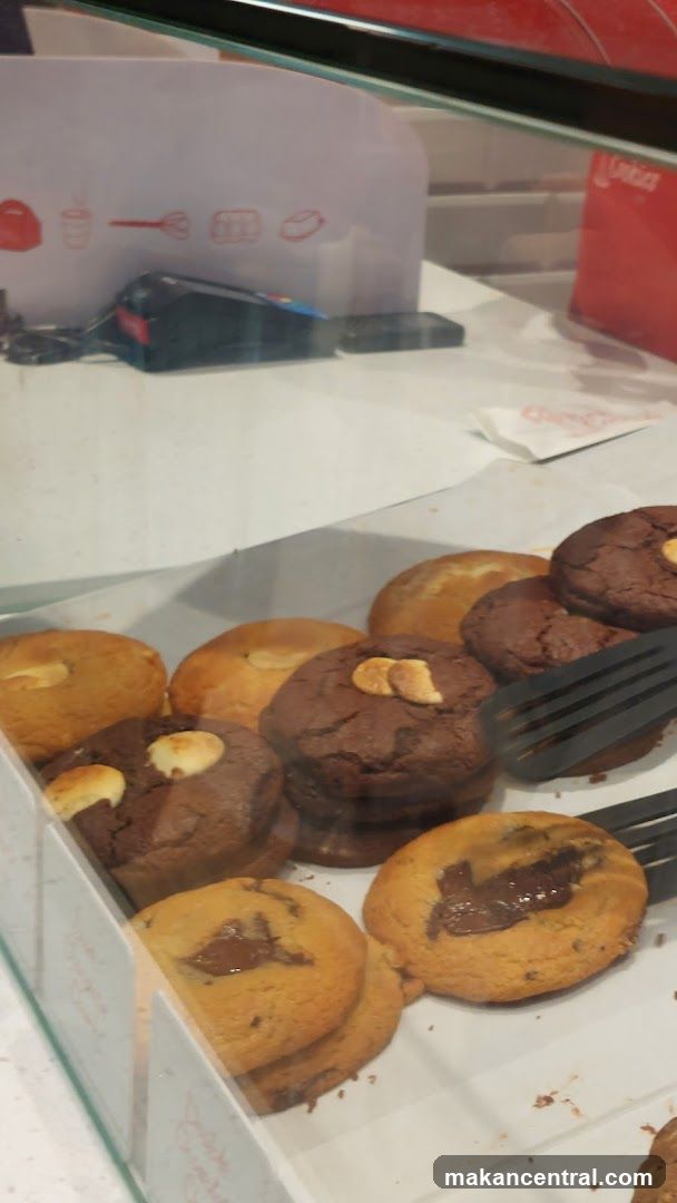 Cookies and Muffins Display