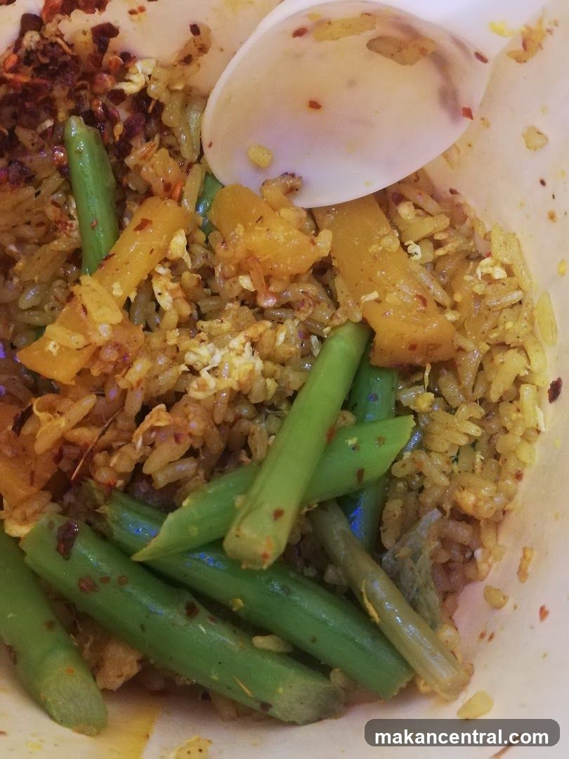 Fried Rice with Green Beans and Pineapple