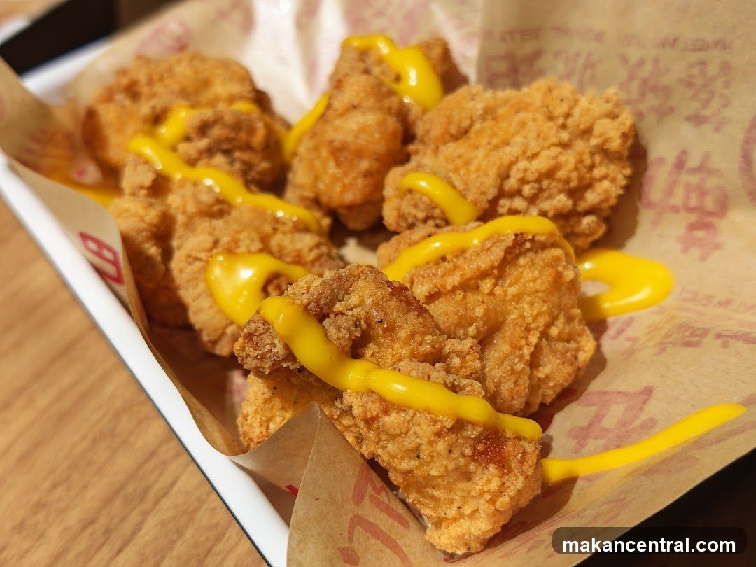 Fried Chicken Bites with Cheese Sauce