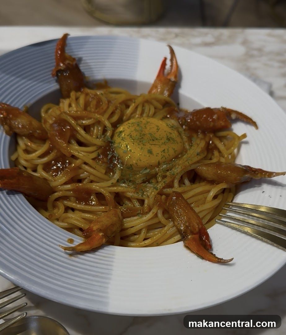 Spaghetti with Crayfish and Egg Yolk