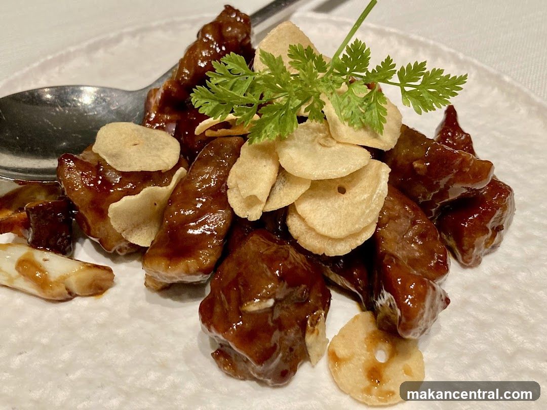 Braised Beef with Crispy Garlic