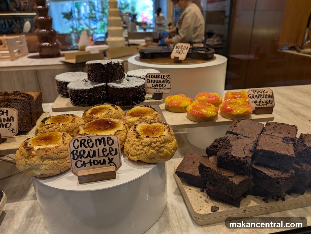 Dessert Display