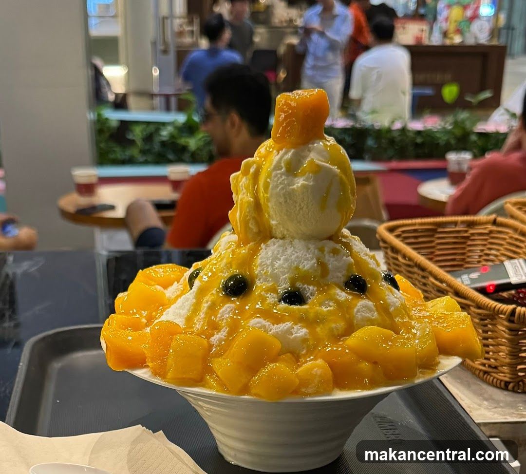 Mango shaved ice dessert