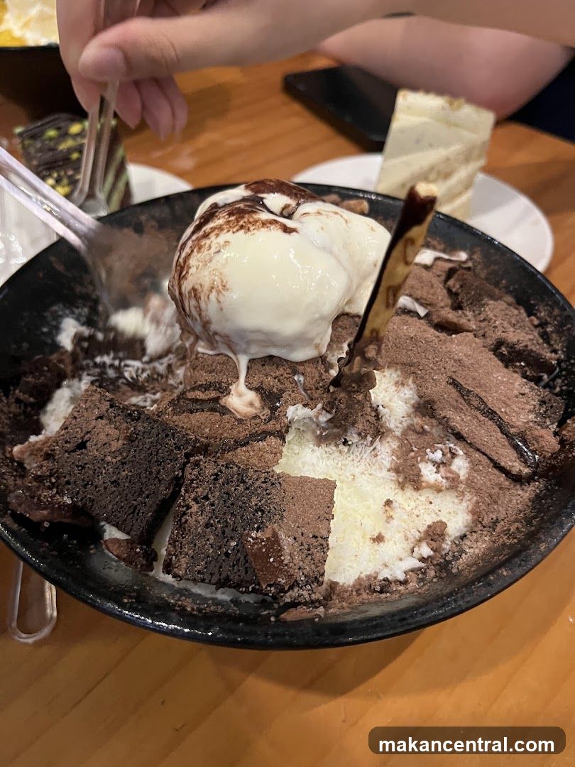 Chocolate Brownie Bingsu