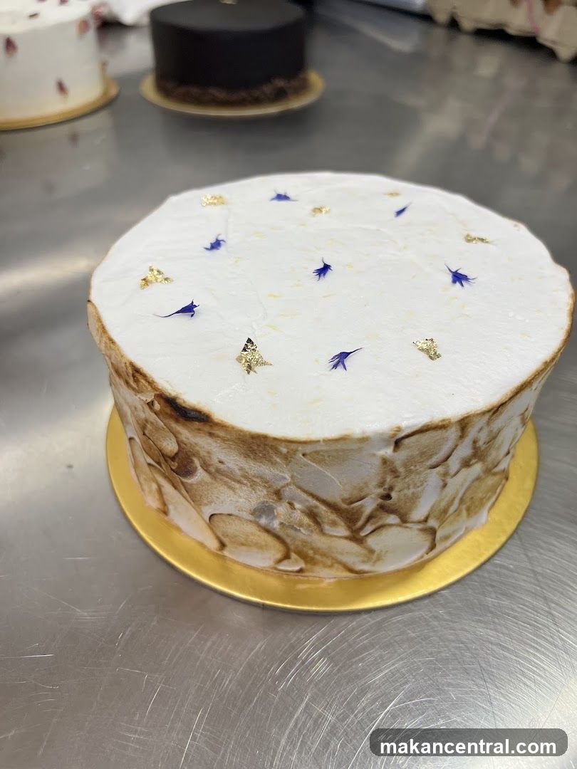 Burnt Meringue Cake