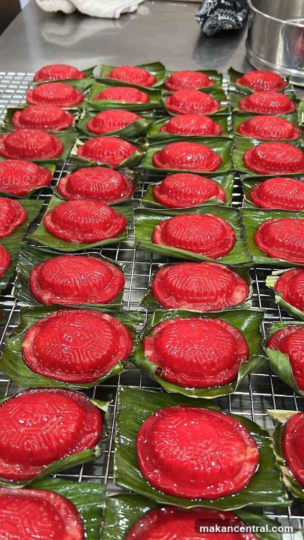 Red Tortoise Cakes