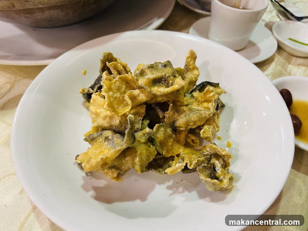 Fried Crispy Fish Skin