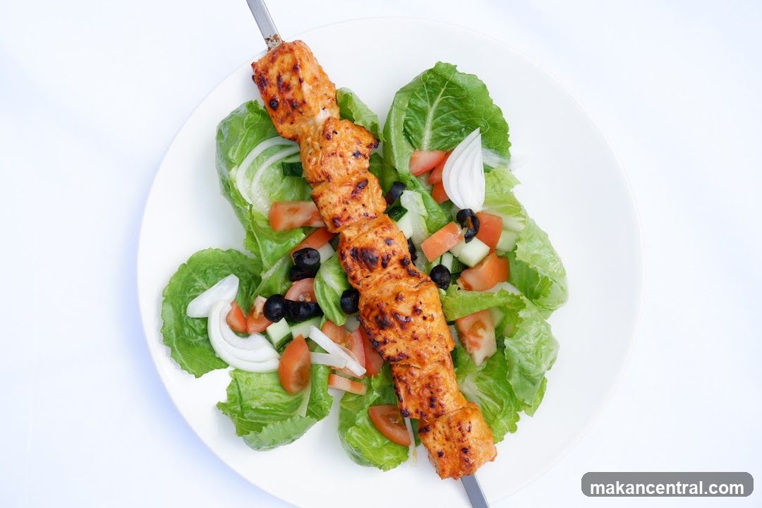 Chicken Skewer with Salad