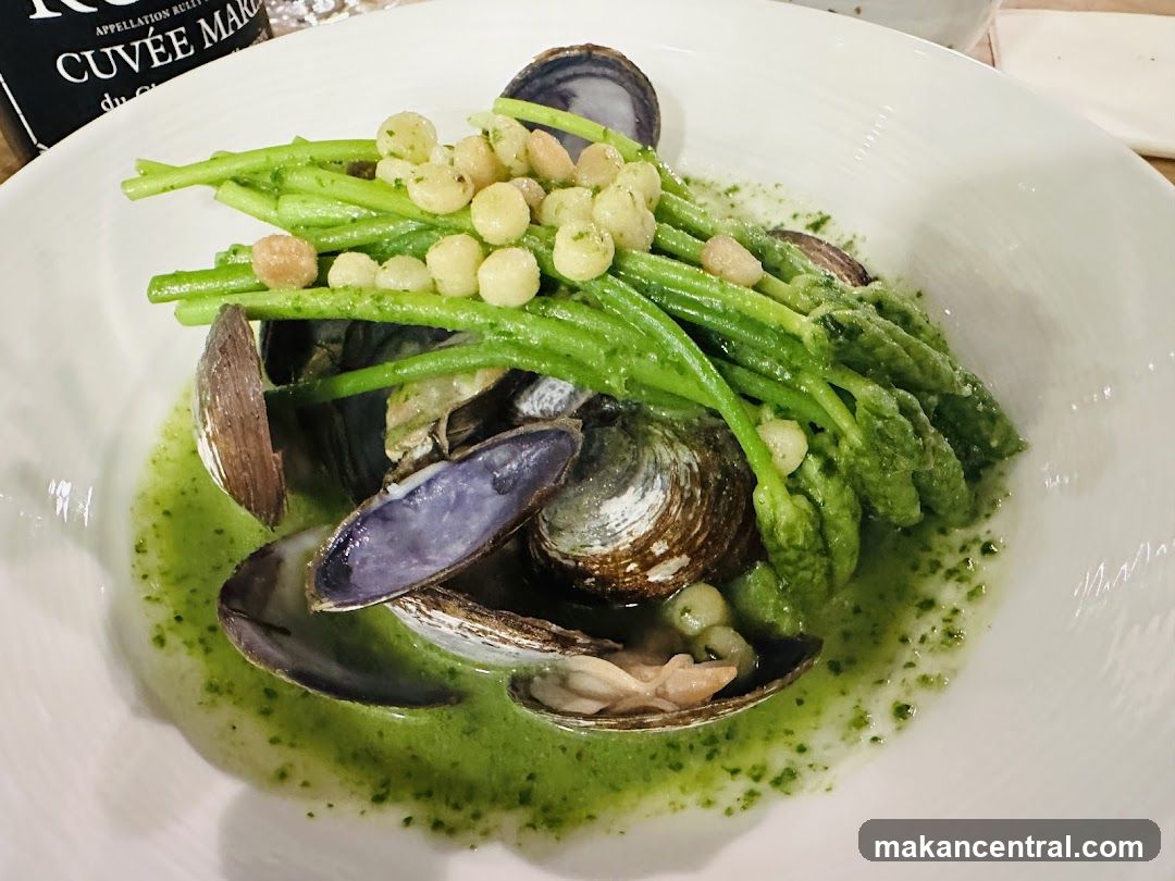 Clams with Asparagus