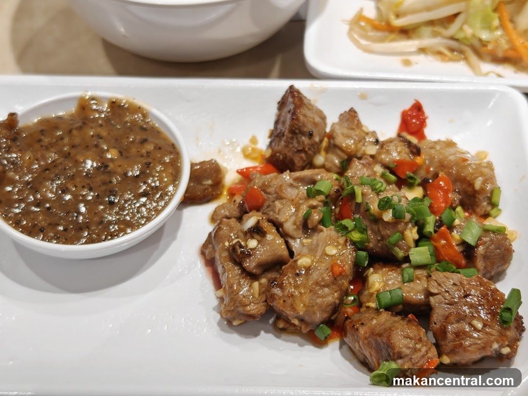 Beef with Chili and Scallions
