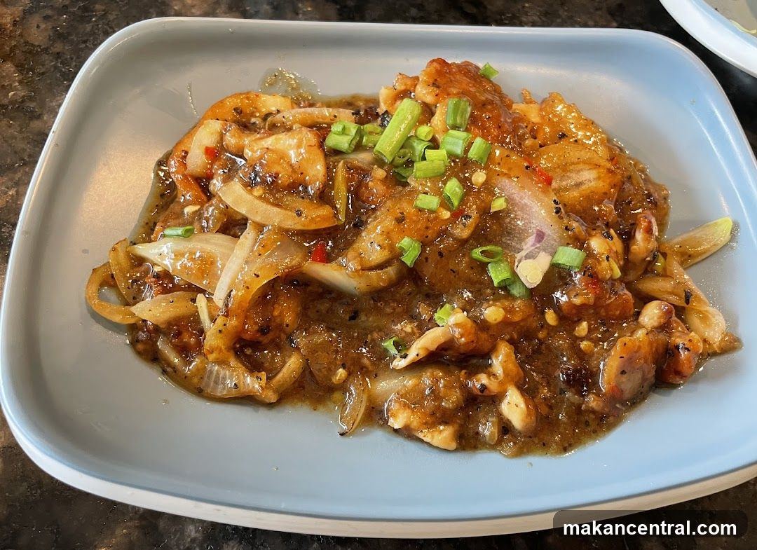 Spicy Pepper Chicken with Onions