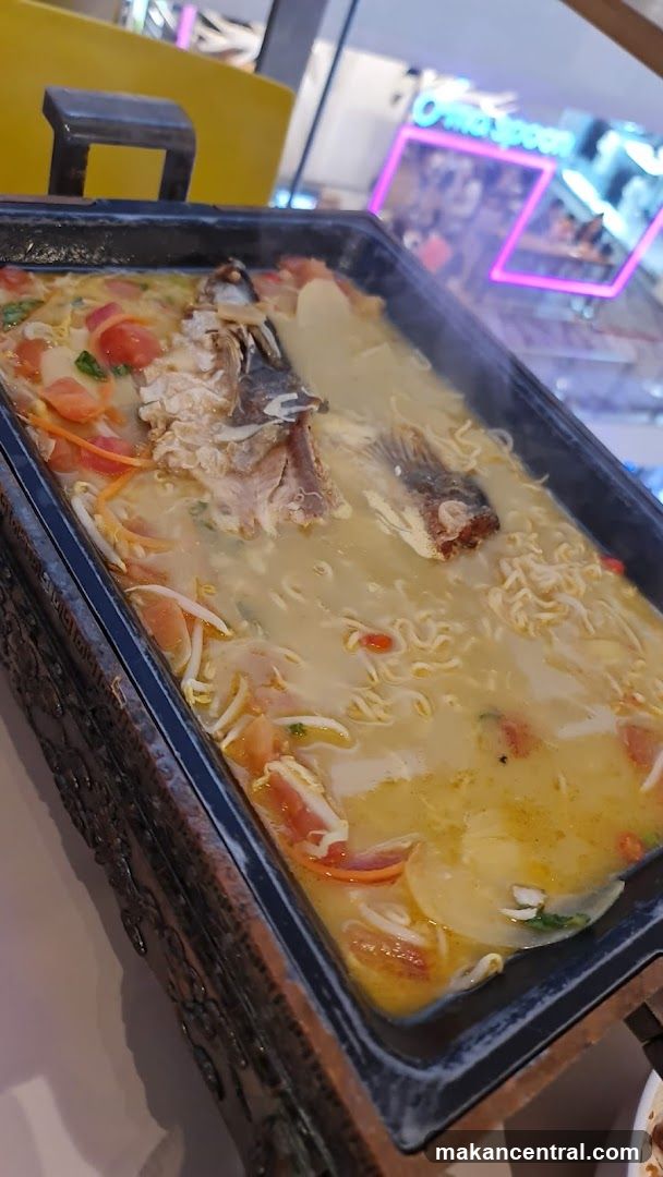 Steaming Fish Dish