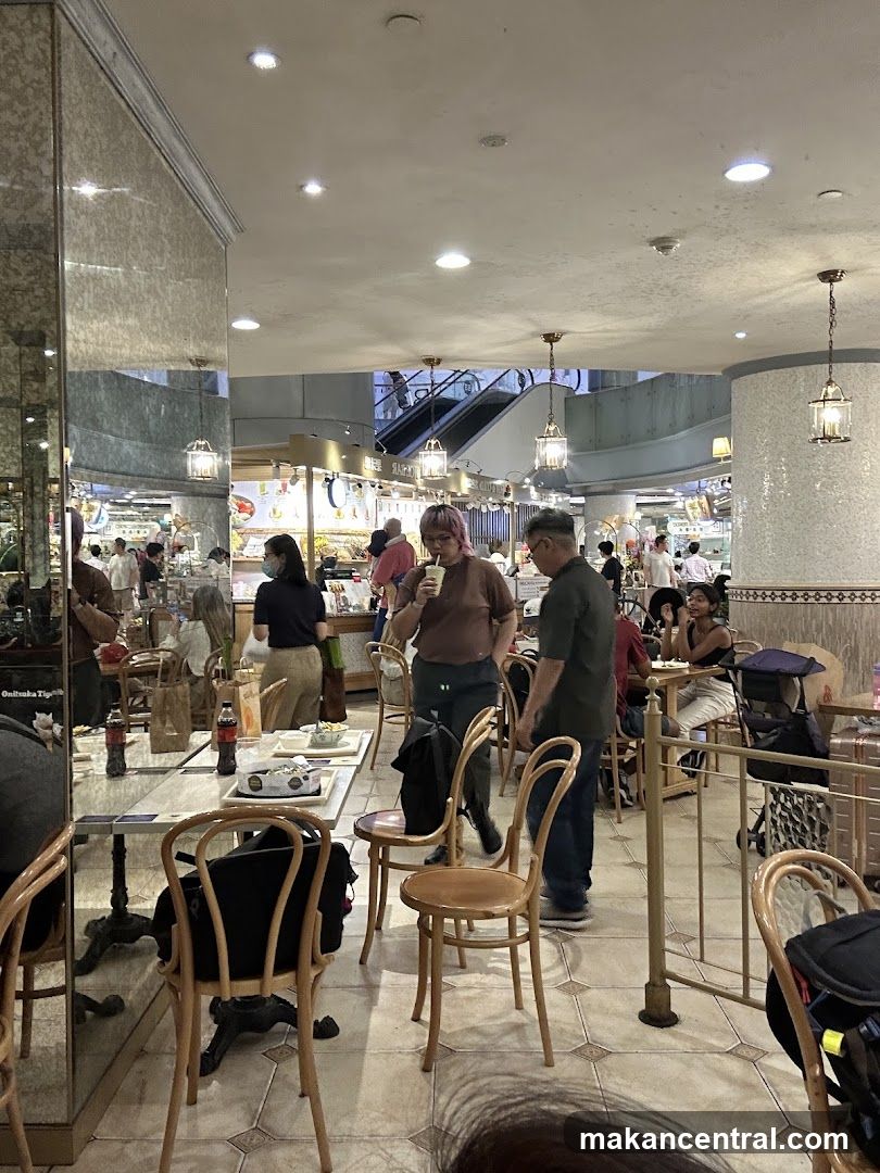 People dining in a cafe
