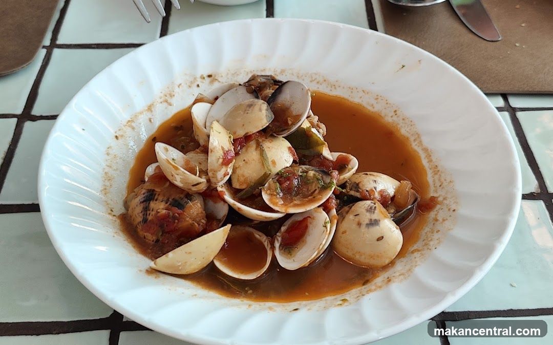 Clams in Sauce