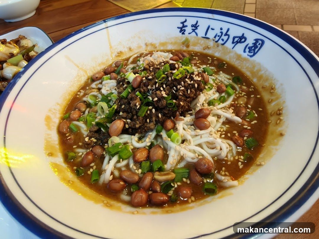 Noodles with Toppings