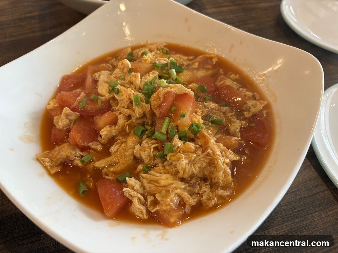 Scrambled Eggs with Tomatoes