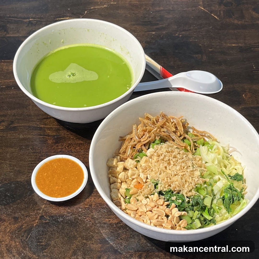 Noodle Dish with Soup and Sauce