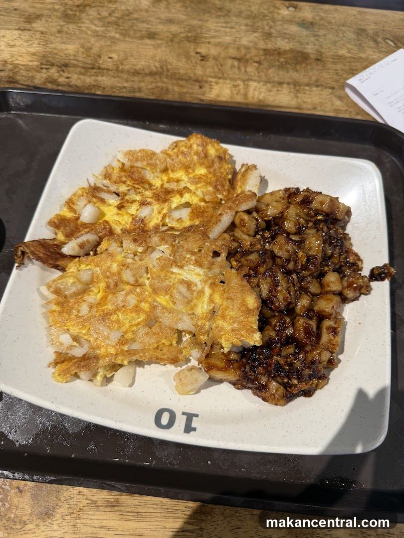 Fried Radish Cake with Egg