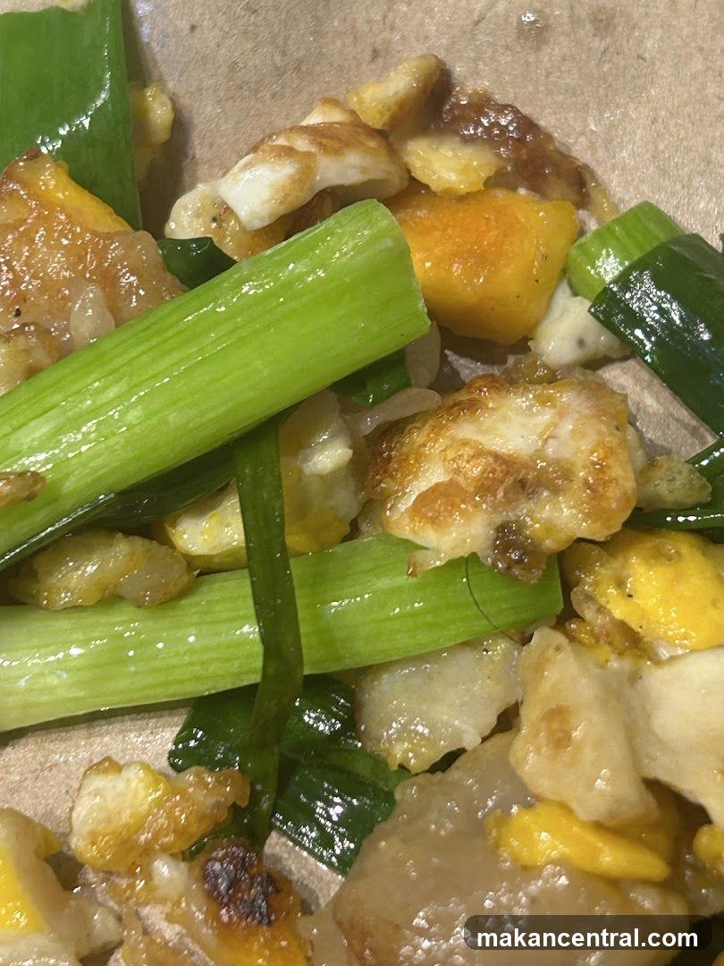 Stir-fried Dish with Scallions and Egg