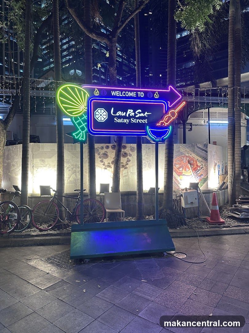 Welcome to Lau Pa Sat Satay Street Neon Sign
