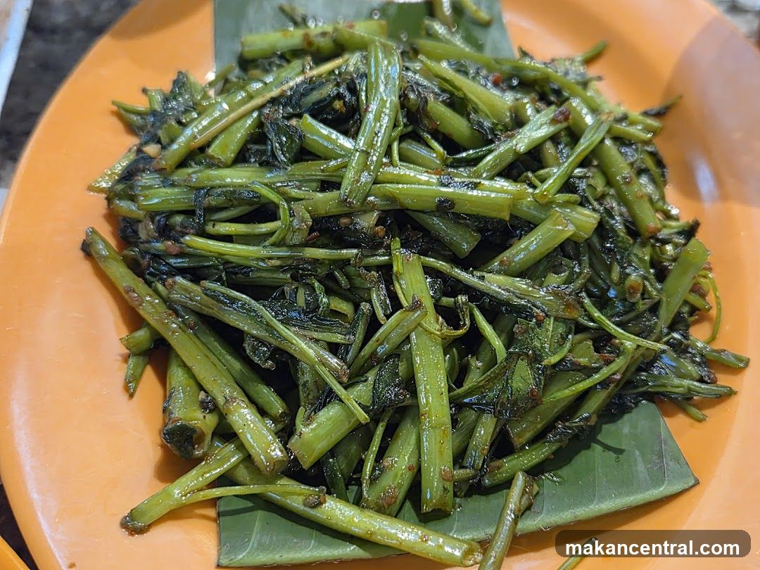 Stir-fried Water Spinach