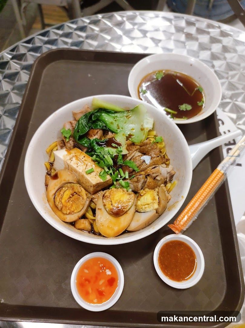 Noodles with Braised Eggs and Tofu