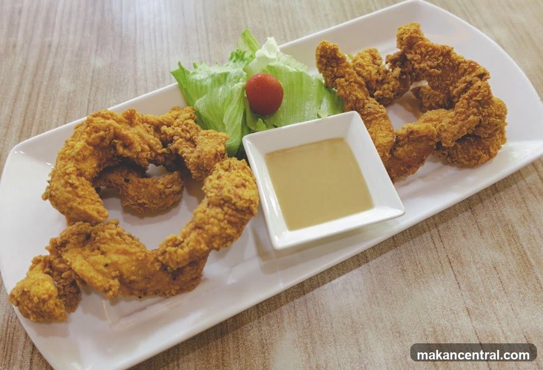 Crispy Chicken Strips with Dip