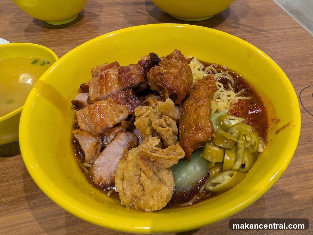 Noodles with Pork and Fried Wontons