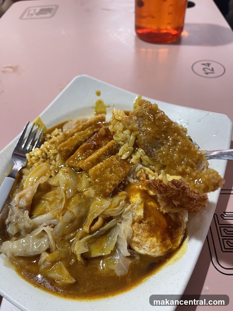 Curry Rice with Fried Chicken and Cabbage