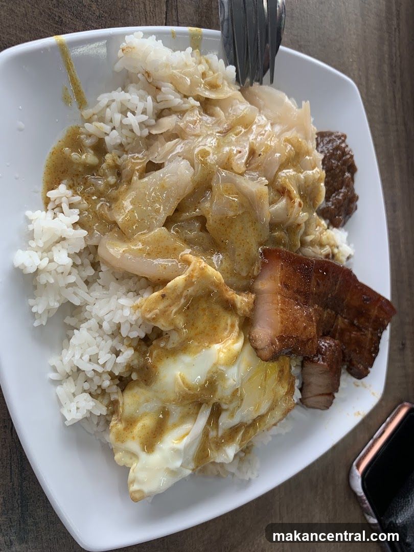 Rice dish with meat and egg