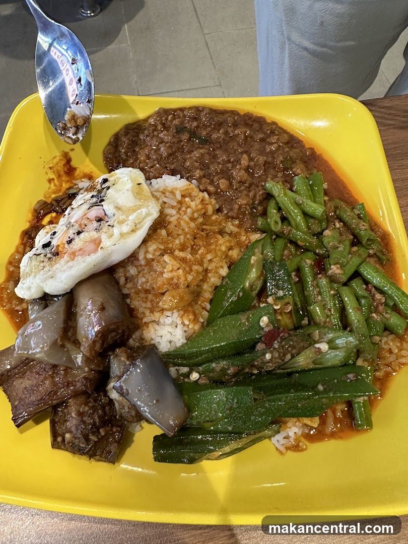 Rice plate with various toppings