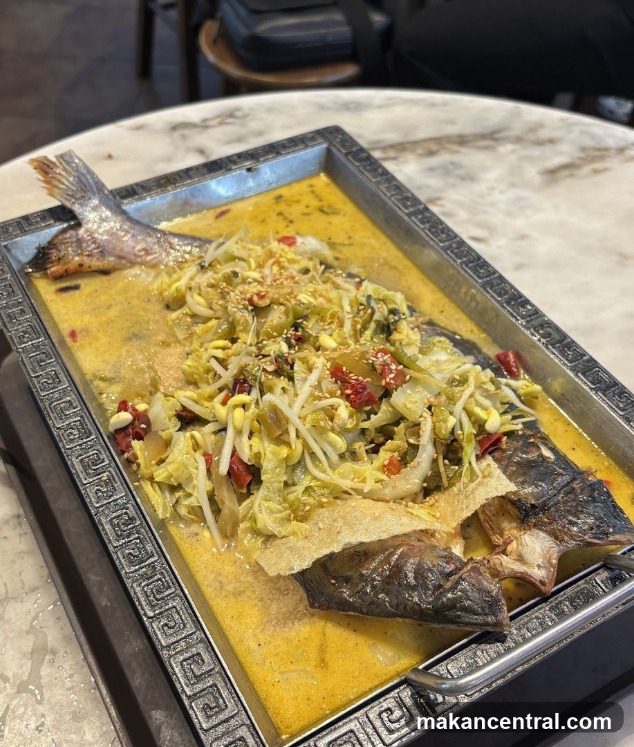 Fish dish with vegetables