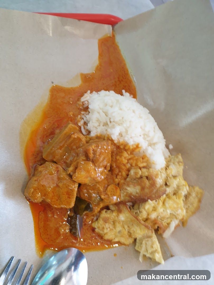 Curry Rice with Omelette