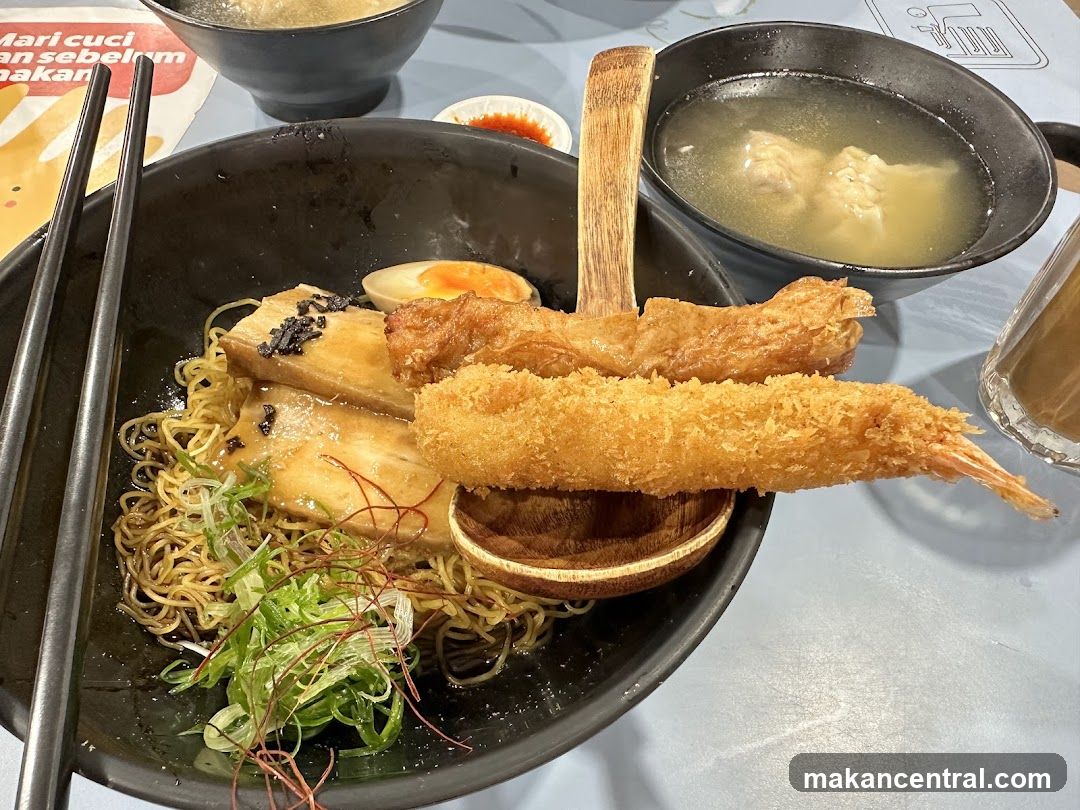 Ramen with Fried Shrimp and Pork