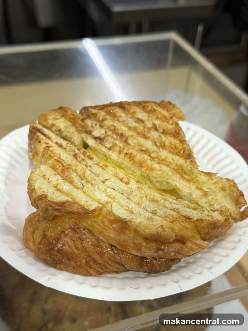 Croissant Sandwich