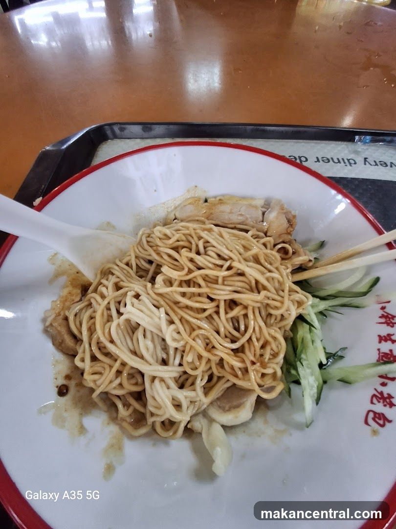 Noodles with Chicken and Cucumber