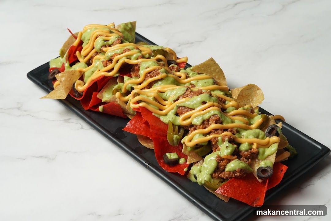 Nachos with Toppings