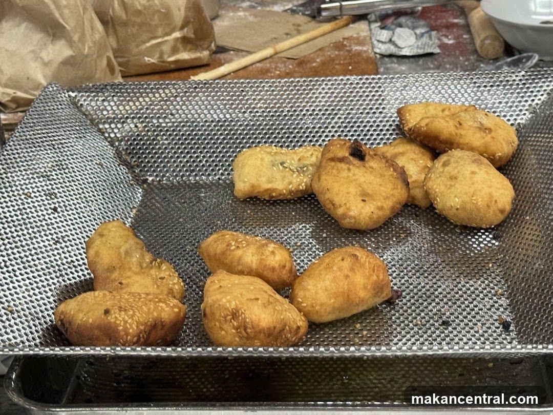 Fried Pastries with Sesame Seeds