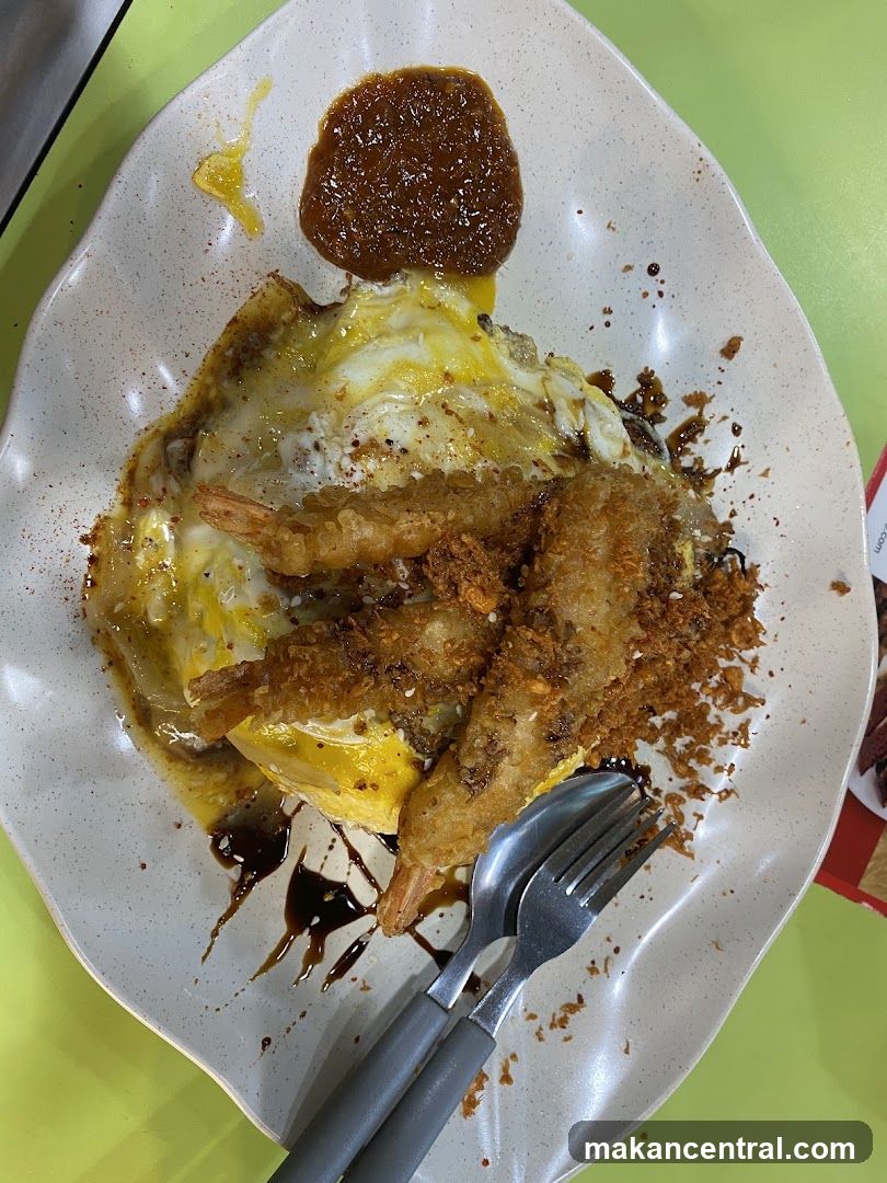 Omelette with Fried Prawns and Sauce