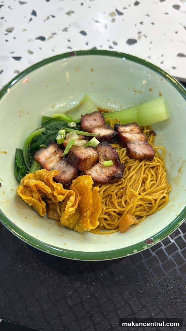 椿风满面 (Chun Feng Man Mian) Chun Noodle Bar