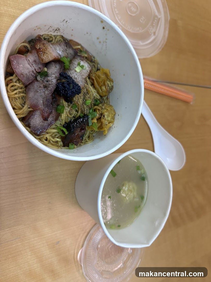 Noodles with meat and soup