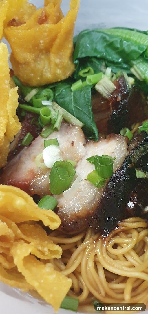 Noodle Dish with Char Siu and Wontons