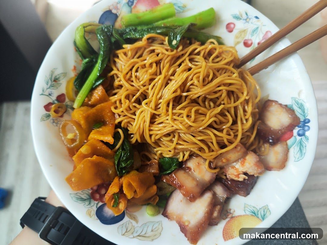 Noodles with Char Siu and Vegetables