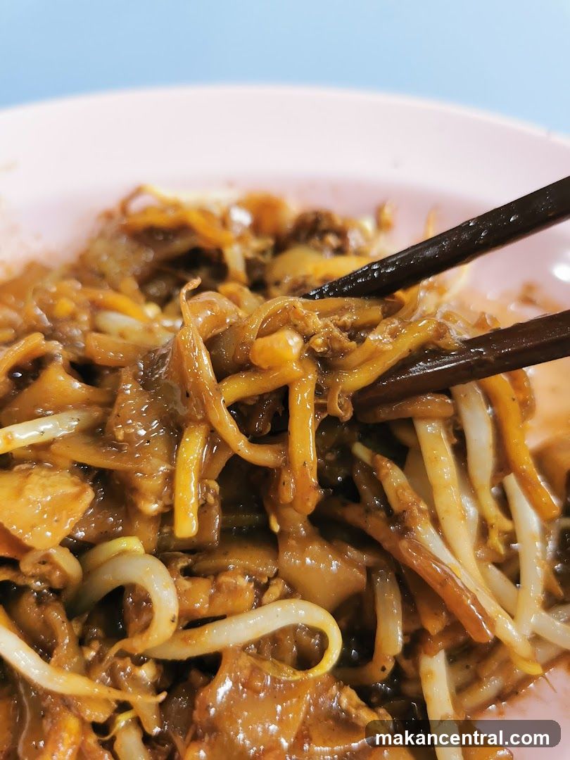 Close-up of Char Kway Teow