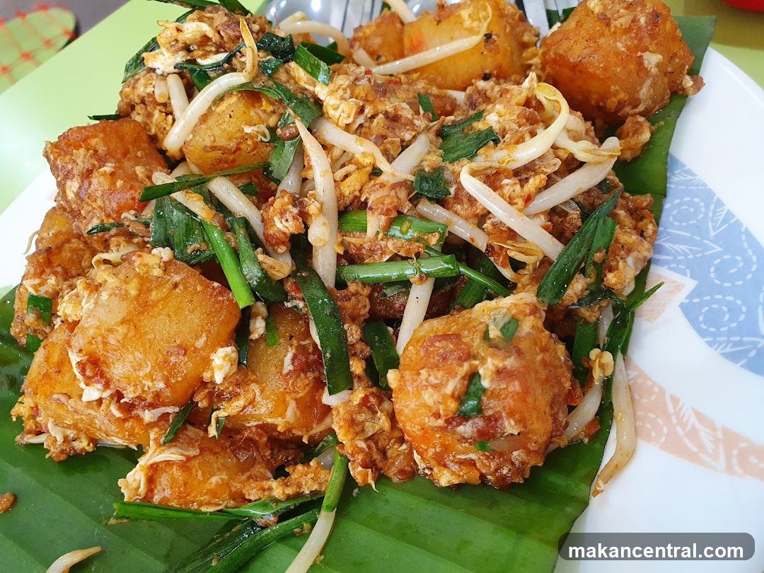 Fried Radish Cake with Eggs and Chives