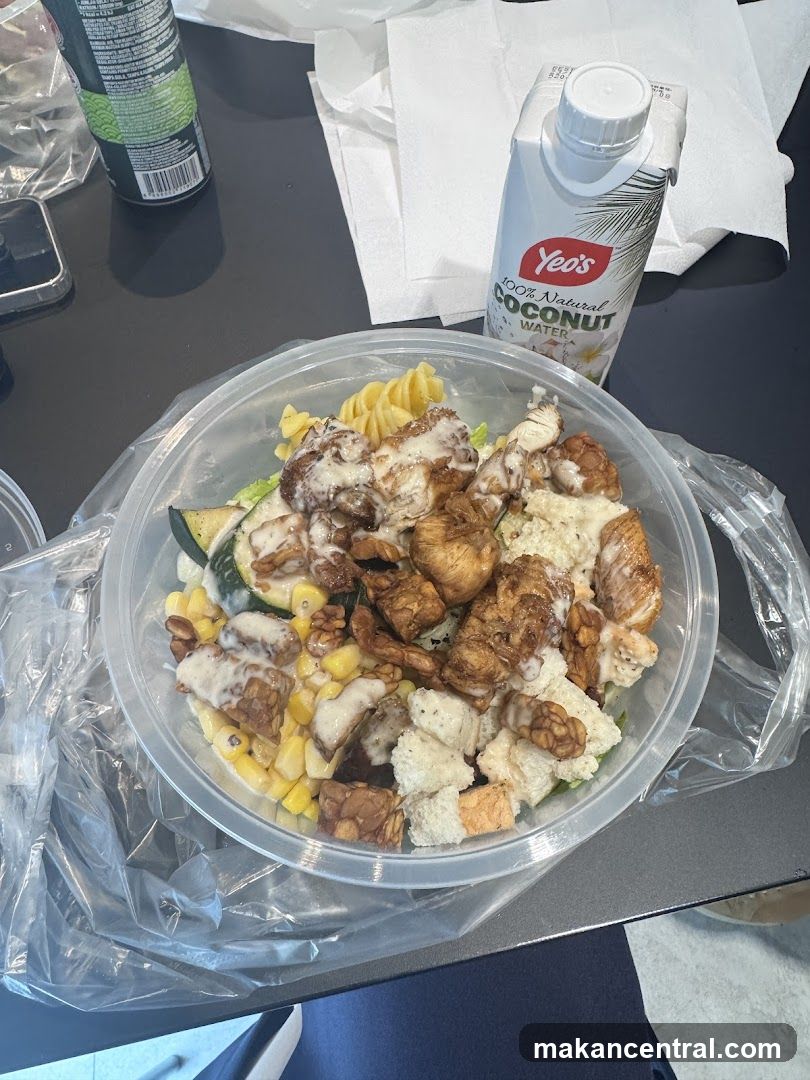 Salad Bowl with Coconut Water
