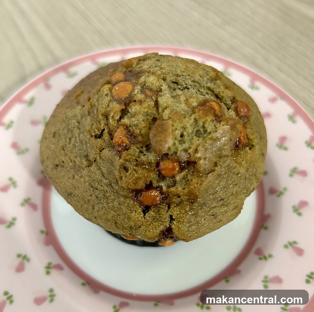 Muffin with orange pieces