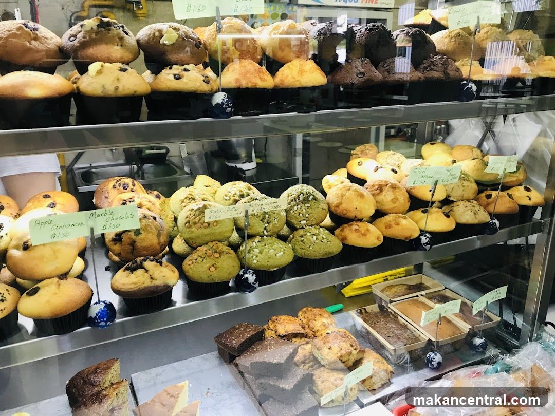 Muffins and Cakes Display
