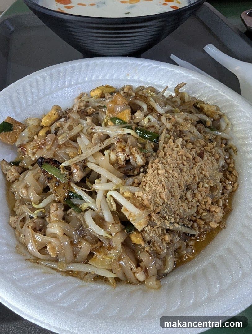 Pad Thai with Peanuts