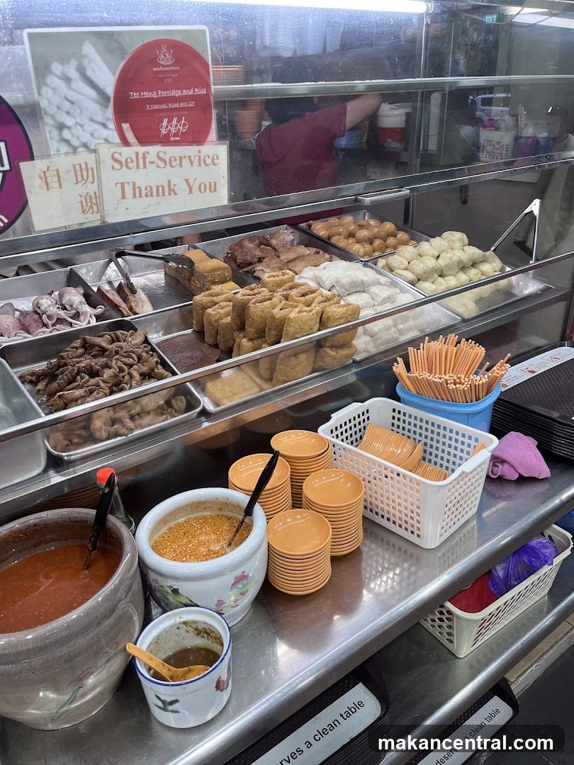 Food Stall Display